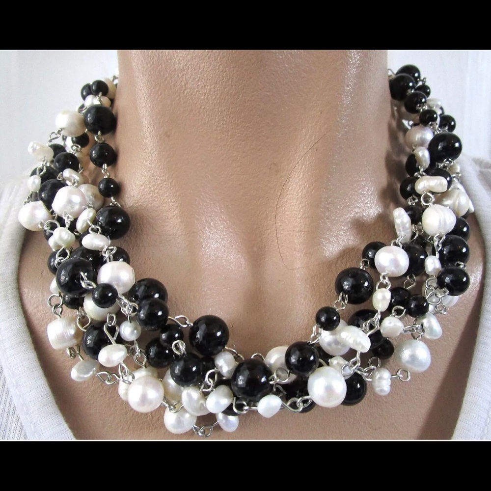 Genuine Pearl Black Onyx Resin Torsade Necklace